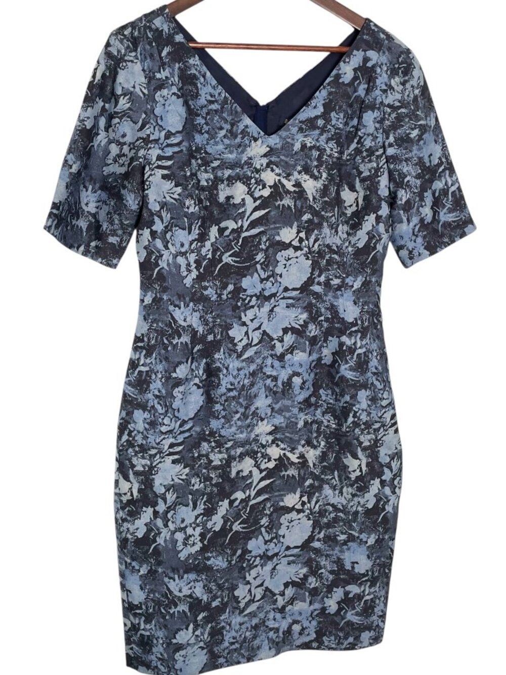 Brooks Brothers Sheath Dress Size 8 Blue Floral Silk / Wool Blend V Neck Career